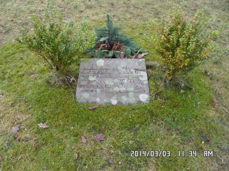 Gravsten Nils Holger Ivar