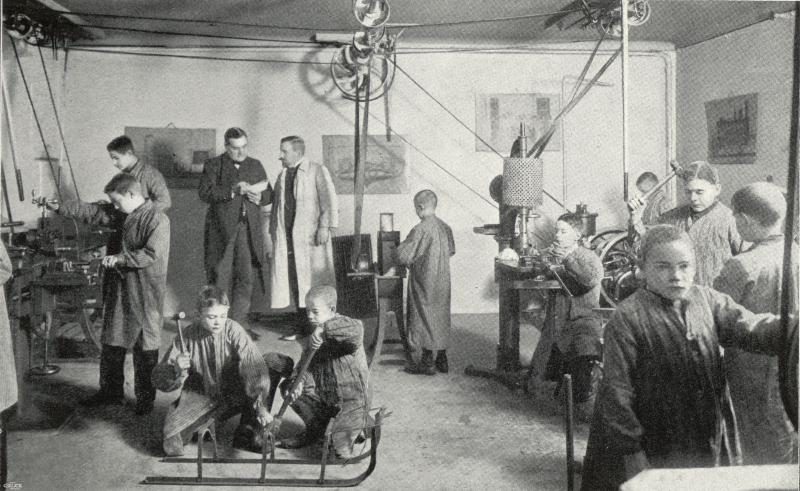 Metallslöjd, Frimurarbarnhuset 1925